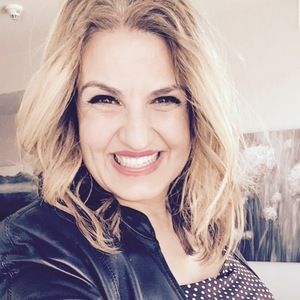 Meet your Posher, Deborah